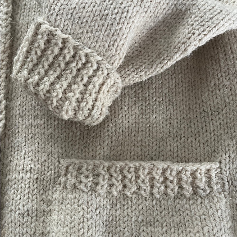 Swaledale woollens Women’s Knit Cardigan Ivory buttons Pockets - Picture 3 of 5